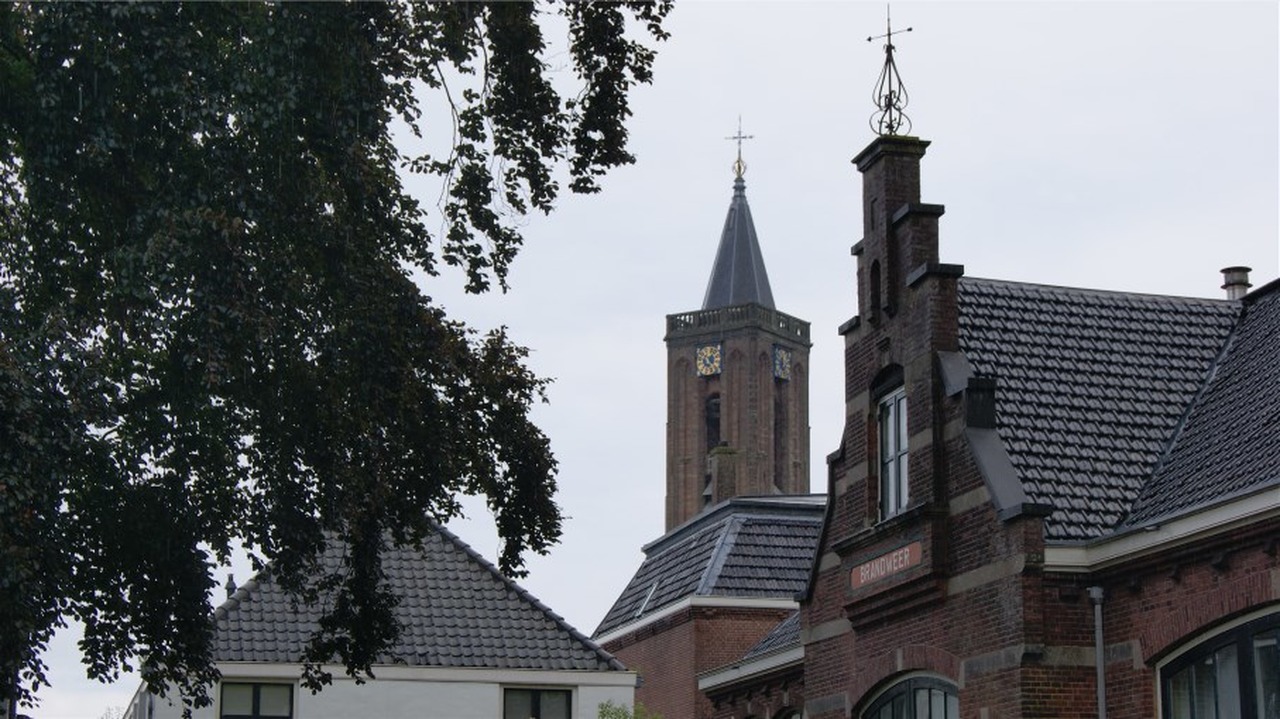 Oecumenische vredesdienst in de Gereformeerde Kerk Loenen aan de Vecht - RTV Stichtse Vecht